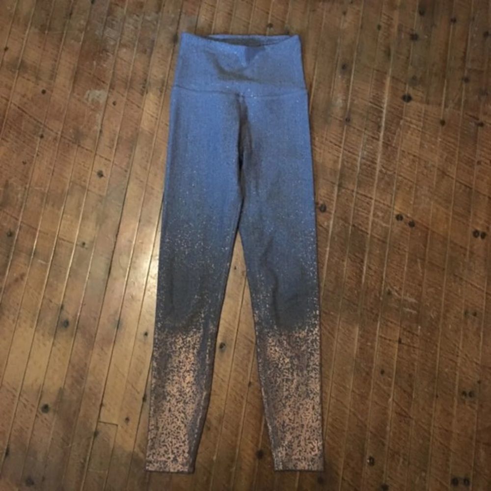 Beyond Yoga XS Alloy rose gold dipped workout/athletic leggings